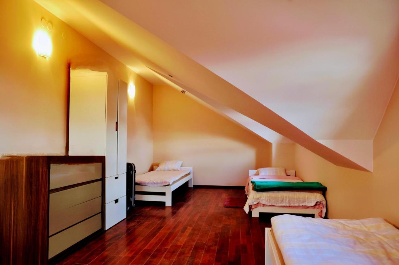 Villa Krasnowolska Airport Varsovie Extérieur photo